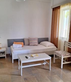Ayia Anna Apartment | Spiti sto Aigaio