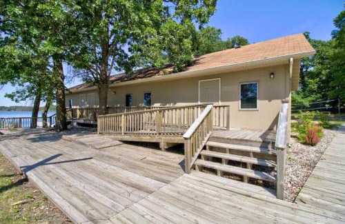 Clitherall House | Spitzer Lake Escape to a Studio Style Cottage