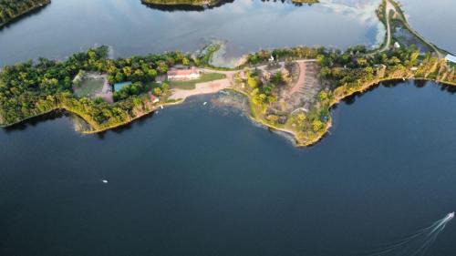 Clitherall House | Spitzer Lake Escape to a Studio Style Cottage