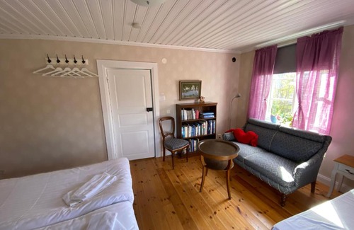 Rodeby Bed & Breakfast | Spjutsbygds Gårds Bed and Breakfast