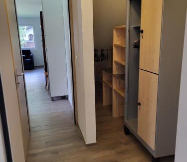 Spluegen Apartment | Splügen Haus Engadinella