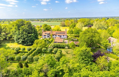 Eye House | Splendid 1,000 year old Medieval manor house - Flemings Hall