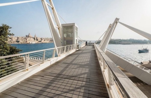 Swieqi Apartment | Splendid 2BR Apartment in Central St Julian's