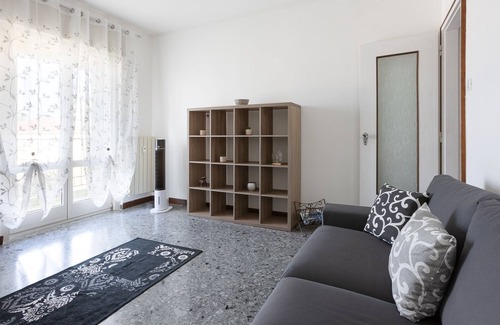 Barriera Vecchia-San Giacomo Apartment | Splendid apartment near the charming second center of Trieste, San Giacomo.