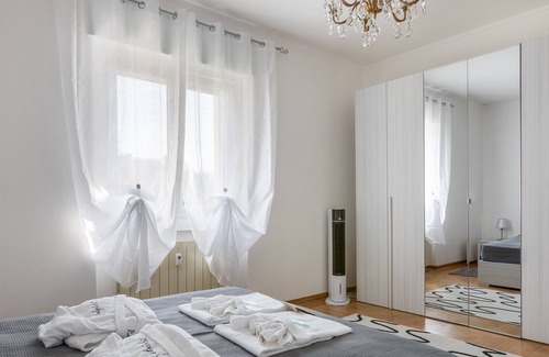 Barriera Vecchia-San Giacomo Apartment | Splendid apartment near the charming second center of Trieste, San Giacomo.