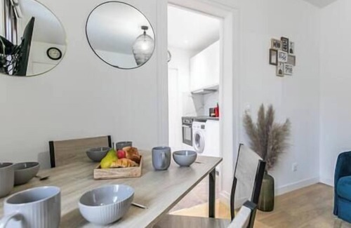Montreuil Apartment | Splendid Appart Diderot 2 - Near Vincennes