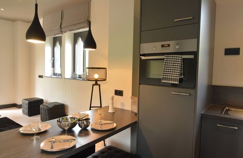 Pepinster House | Splendid Holiday Home in Pepinster with Private Garden, BBQ