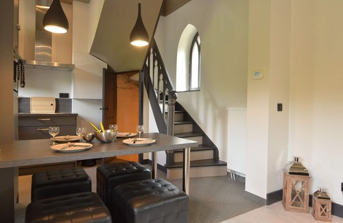 Pepinster House | Splendid Holiday Home in Pepinster with Private Garden, BBQ