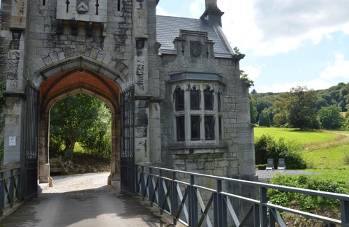 Pepinster House | Splendid Holiday Home in Pepinster with Private Garden BBQ