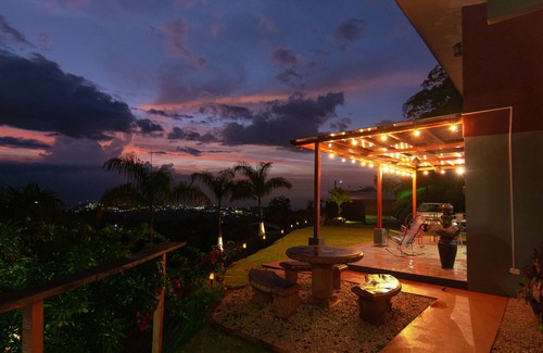 Quesada House | Splendid House with Jacuzzi surrounded by nature and incomparable tranquility