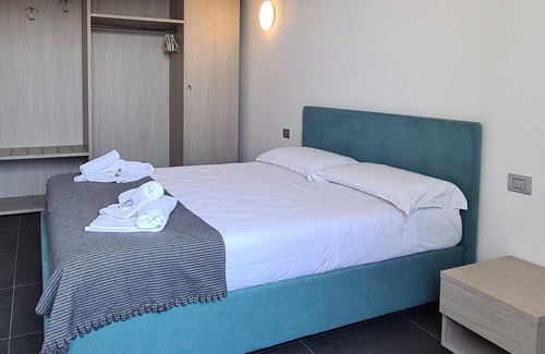 San Bernardino Apartment | ☆ Splendid Sea View and Relax ☆ Family / Couple HOMY 5 TERRE