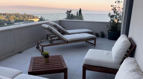 Split Apartment | Splendid Split View apartment