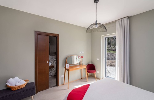 Lioni Other | splendid villa full of comforts in perfect harmony with the landscape