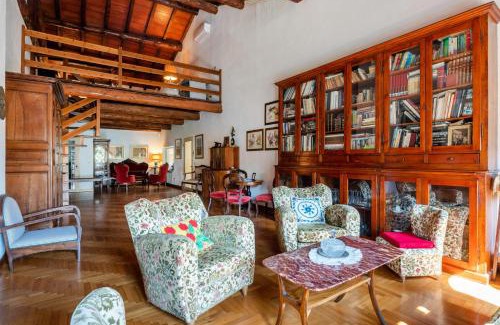 Colorno Apartment | Splendido apt con piscina e parking a Colorno