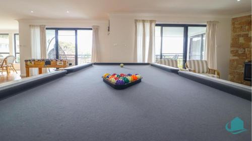 Caves Beach House | Splendour Hideaway - Luxury pool at Caves Beach