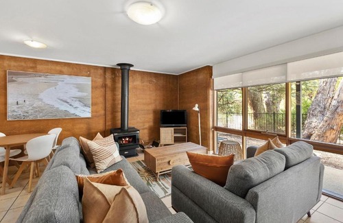 Aireys Inlet Cabin | Split Point Cottages