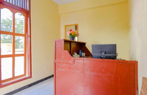 Surabaya Hotel | SPOT ON 2219 Madina Residence Syariah