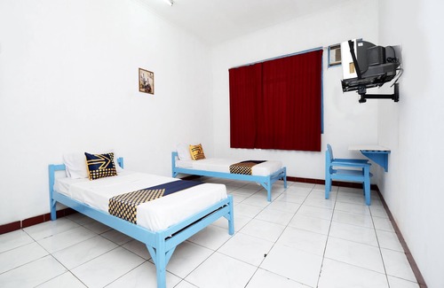Tegal Hotel | SPOT ON 2289 Hotel Saudara