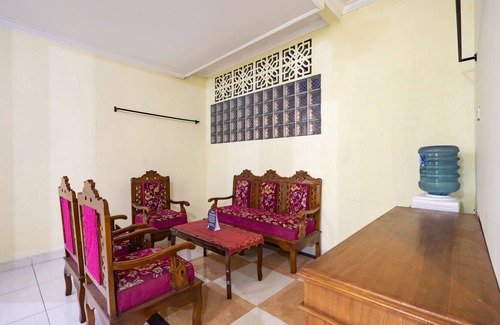 Sinduharjo Hotel | SPOT ON 2881 Nabila Homestay