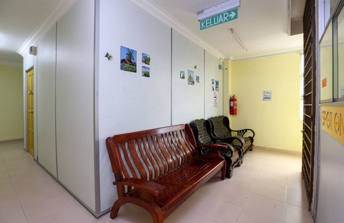 Kota Bharu Hotel | SPOT ON 89857 Azra Inn Rumah Tumpangan