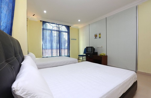 Kota Bharu Hotel | SPOT ON 89857 Azra Inn Rumah Tumpangan