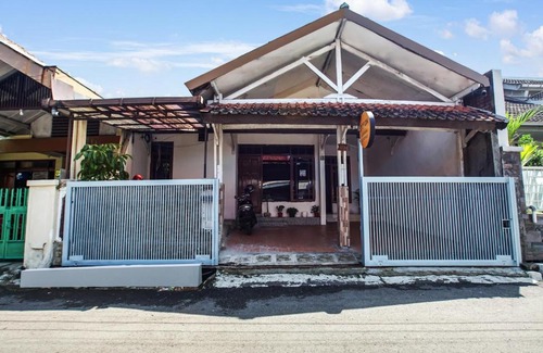 Astana Anyar Hotel | SPOT ON 91117 Sriwijaya Residence Syariah