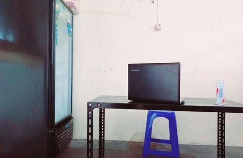 Karawang Hotel | SPOT ON 91336 Guesthouse Tarumanegara