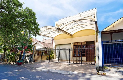 Siwalankerto Hotel | SPOT ON 91360 Swk 68 Syariah