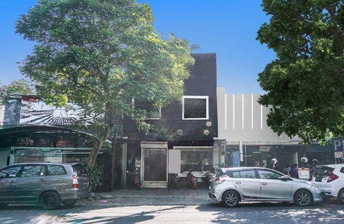 Klojen Hotel | SPOT ON 91542 Hotel Emma