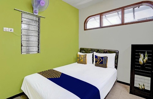 Mojokerto Hotel | SPOT ON 91716 Kost Yy Syariah