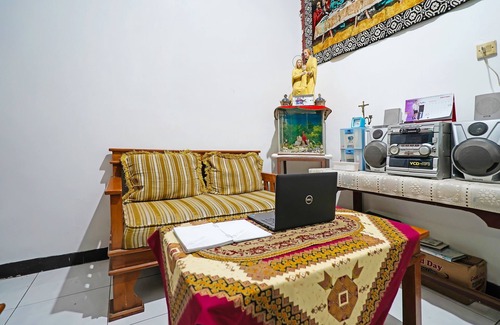 Sukabumi Hotel | SPOT ON 91723 Sony Homestay Syariah