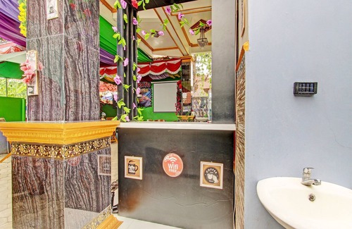 Sukoharjo Hotel | SPOT ON 93317 Wisma Ratu Syariah