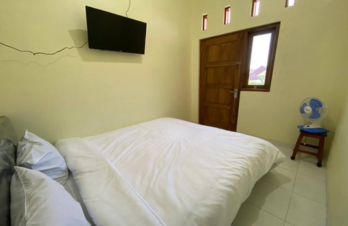 Tegal Hotel | SPOT ON 93452 Wulan Homestay 2 Syariah
