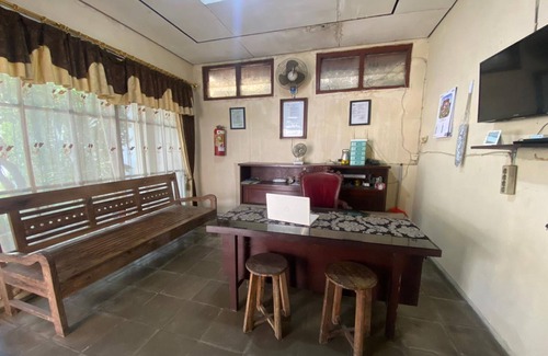 Prambanan Hotel | SPOT ON 93562 Hotel Kenanga 1