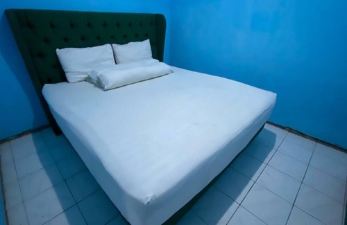 Kendal Hotel | SPOT ON 93832 Lies Kostel Syariah