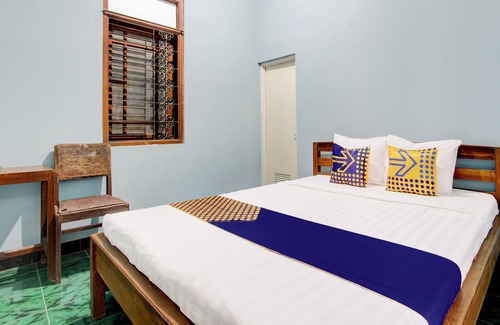 Purwokerto Hotel | SPOT ON 94085 Hotel Agung