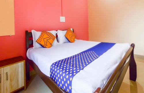 Kolhapur Hotel | SPOT ON Hotel Diamond Lodging And Boarding
