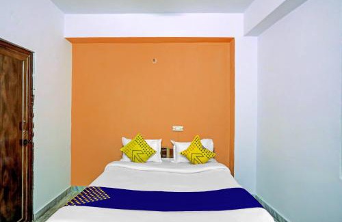 Sector 27 Hotel | SPOT ON Raj Hotel Vip Near Worlds Of Wonder