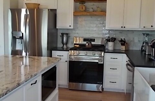 Spring Branch House | Spring Branch Cottages "Mountain Laurel"