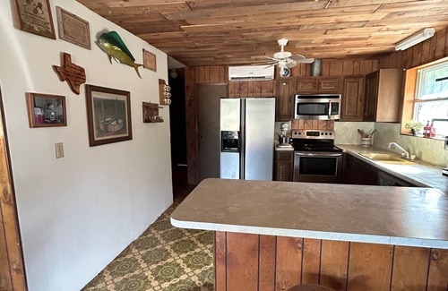 Barksdale Cabin | Spring Break fun on the crystal clear Nueces river.
