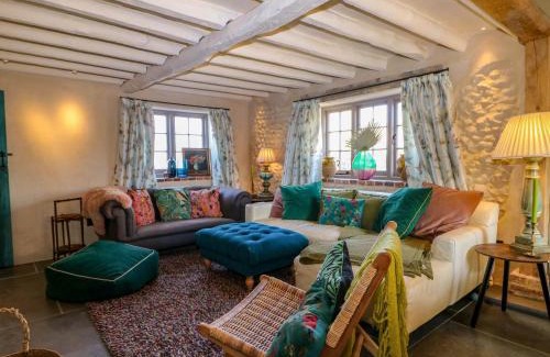 Ford House | Spring Cottage