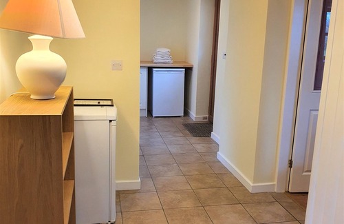 Menai Bridge Cottage | Spring Cottage (Sleeps 8)-Holiday Cottages Views Of Snowdon Range Menai Bridge