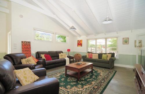 Upper Kangaroo River House | Spring Grove Dairy Picturesque views