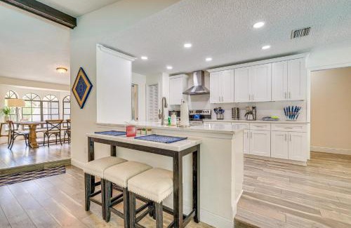Spring Hill House | Spring Hill Retreat with Pool 7 Mi to Weeki Wachee!