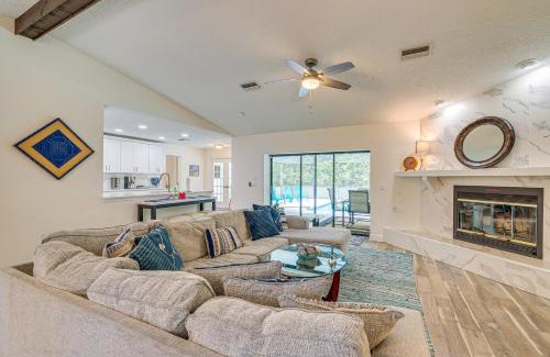 Spring Hill House | Spring Hill Retreat with Pool 7 Mi to Weeki Wachee!
