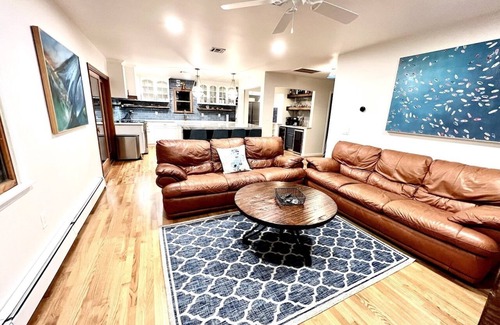 Lake Como House | *Spring Lake* Lake Como* Belmar* Luxury Beach House 5BR ,Sleeps 14, Near Beach