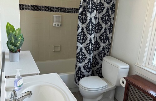 South Plainfield Apartment | Spring Lake Retreat ~ Extended Stay ~ New York City Access ~ Central New Jersey