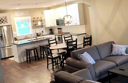 Keezletown House | Spring Village Hilltop Retreat