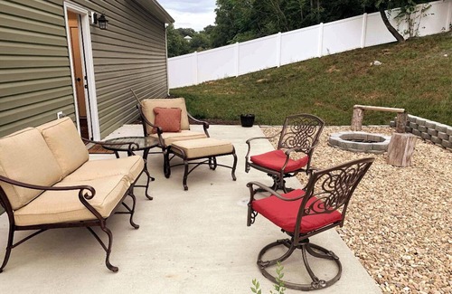 Keezletown House | Spring Village Hilltop Retreat