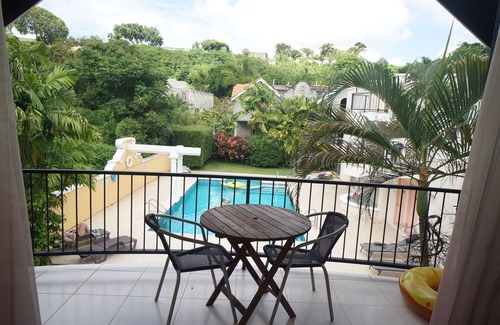 Bridgetown Condo | Springcourt 2 - 1 BR condo near beaches W/POOL